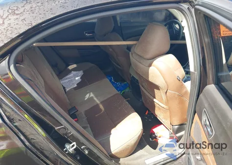 2018 Acura Tlx Tech Pkg z USA, uszkodzony, nr VIN 19UUB2F53JA009587